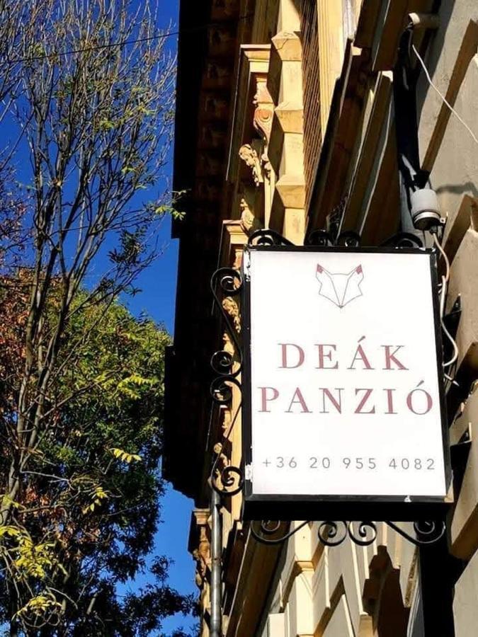 Bed and Breakfast Deák Panzió Nagykoros Esterno foto