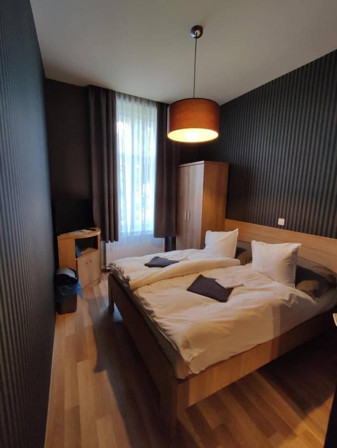 Bed and Breakfast Deák Panzió Nagykoros Esterno foto
